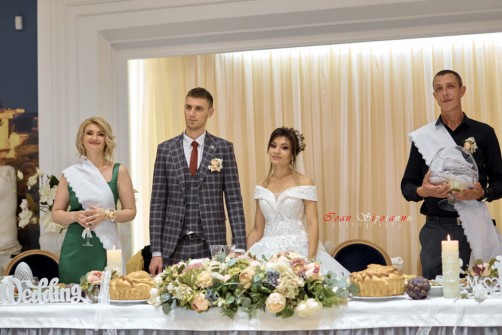 Banquet Primul Dans Masa Mare Buchetul Torta mireasa wed wedding foto pfoto video nunta свадьба 0015